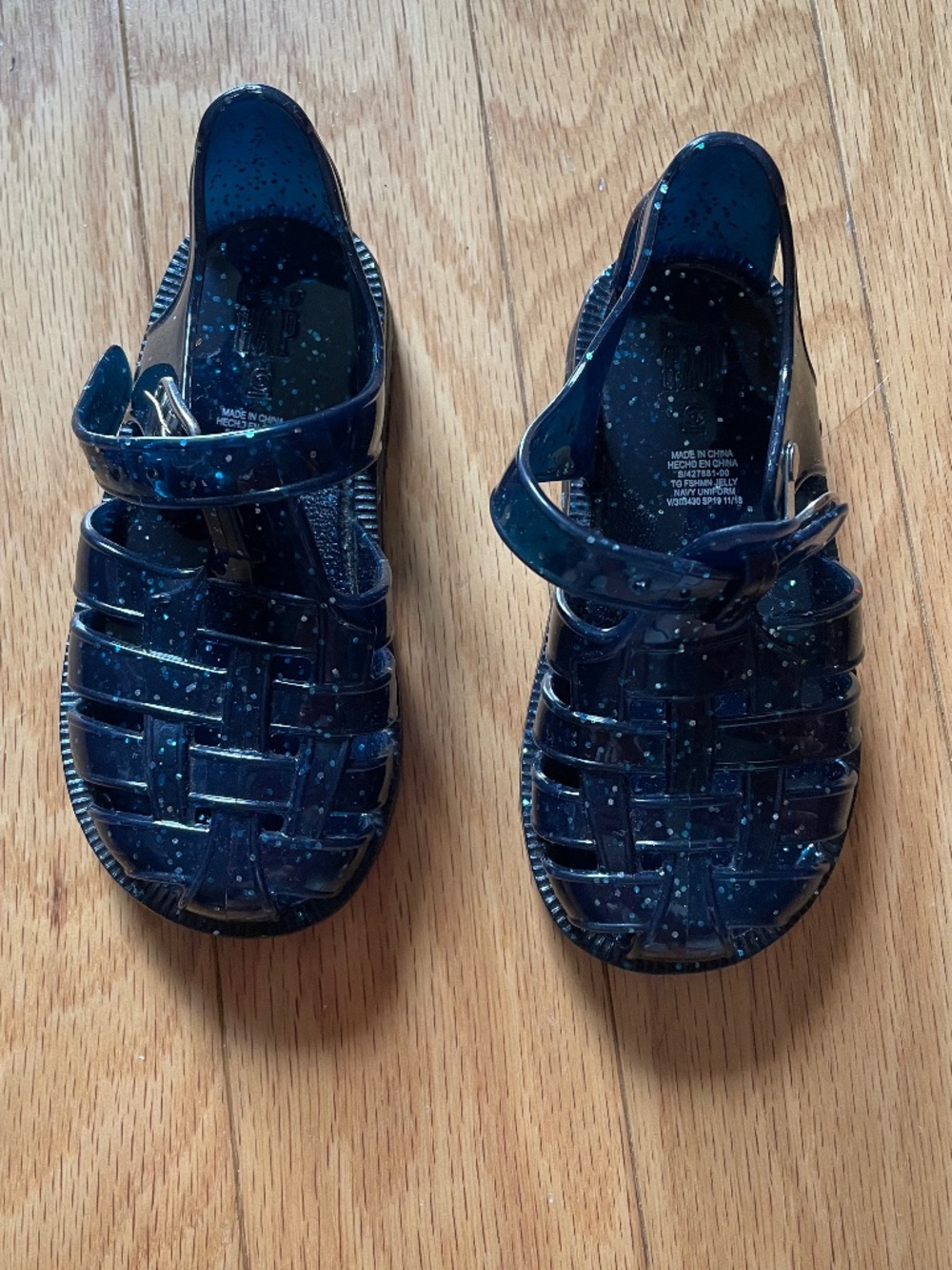 Gap Jelly sandals